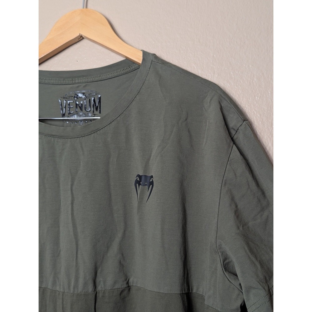 Venum Laser T-Shirt Mens XXL Olive Green Longline Side Zip Waterproof MMA - Picture 10 of 12